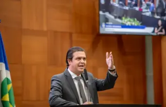 Deputado Thiago apresenta projeto para ampliar atendimento aos alunos com deficiência nas escolas públicas