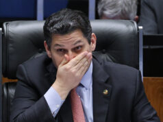 Fala de líder do PT abre nova crise entre Alcolumbre e o Palácio do Planalto