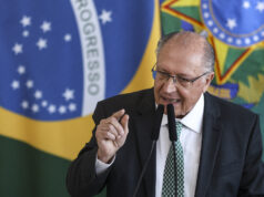 Alckmin descarta retaliação imediata aos EUA