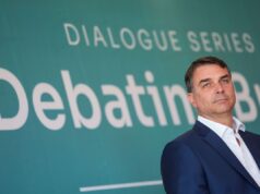 Ao mentir sobre urnas diante de diplomatas, Flávio reacende debate que tornou Bolsonaro inelegível – CartaCapital