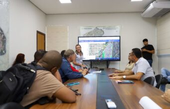 Prefeita determina força-tarefa para levar infraestrutura ao Residencial Neli Curvo após 14 anos de espera – Prefeita determina força-tarefa para levar infraestrutura ao Residencial Neli Curvo após 14 anos de espera