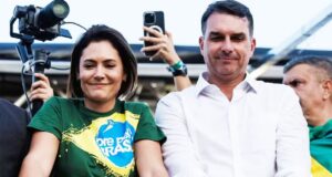 Michelle deixa o comando do PL Mulher e se queixa de ataques
