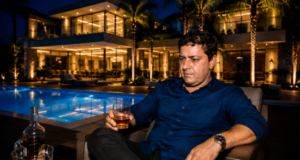 “A gente tá se arriscando”, disse Lulinha a lobista