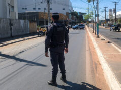 Guarda Municipal interdita trecho da avenida Artur Bernardes após caminhão enroscar em fiação e derrubar cabos energizados na via – Guarda Municipal interdita trecho da avenida Artur Bernardes após caminhão enroscar em fiação e derrubar cabos energizados na via