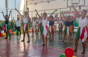 Emeb Abdala José de Almeida encerra Semana dos Migrantes e Refugiados com apresentação de danças e ato ecológico – Emeb Abdala José de Almeida encerra Semana dos Migrantes e Refugiados com apresentação de danças e ato ecológico