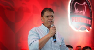 Tarcísio fala em “capturar” votos de eleitores de Lula