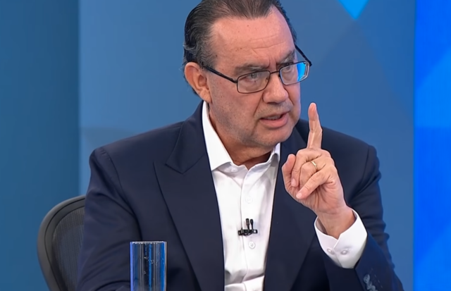 Auguso-Cury2.png