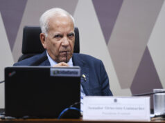 senadores propõem transição de 4 anos para jornada de 40 horas