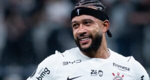 Memphis foi de conselheiro à garçom em reencontro após 85 dias