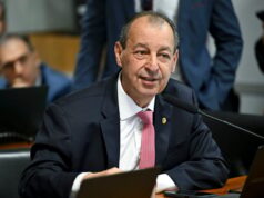 Omar Aziz diz não ver resistência à PEC que acaba com 6×1 no Senado e prevê votação em 2 de setembro – CartaCapital
