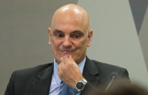 OAB-PR pede afastamento de Moraes e suspeição de Gonet no caso Master