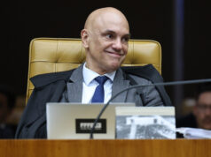 Quatro ministros vandalizam o STF