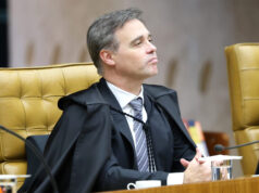 Mendonça defende levar caso Moraes ao plenário e devolve processo a Fachin