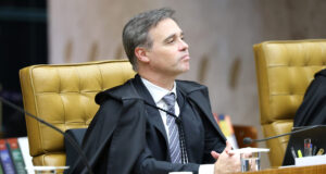 Mendonça retira sigilo de pagamentos de Vorcaro
